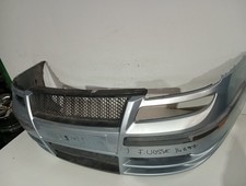 enjoliveur pare-choc avant