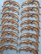 Lot de 16 ornements bronze