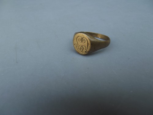 Poilu bague chevalière 18 - bague,