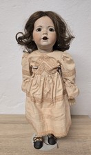 Poupée d'artiste porcelaine