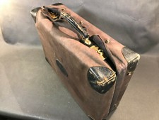 Ancienne petite valise en cuir