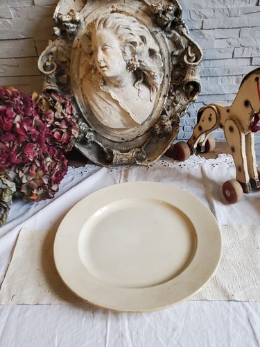 Grand plat blanc rond