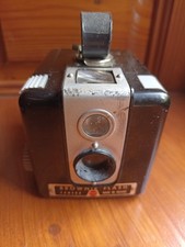 Appareil photo vintage Kodak Brownie Flash – Made in France - Offert par Casino