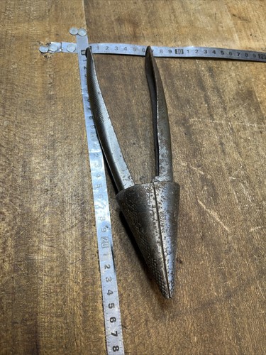 Old tool outil - ,