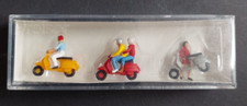 Preiser 10128 3 Scooters vespa + 4 personnages 1/87 Ho occasion