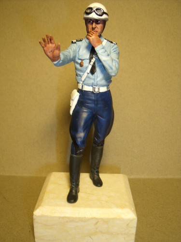 Figurine gendarme 2 - ,
