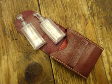 2 anciens flacons de parfum