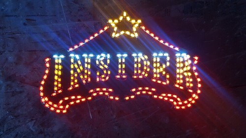 Enseigne lumineuse pour