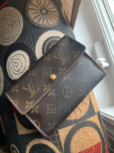 Authentic louis vuitton - louis,