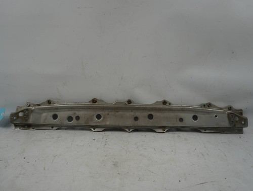 Traverse inférieure armature