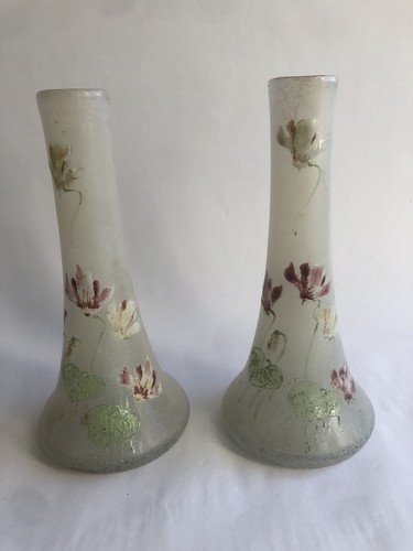 Paire vases dans goût - dans, le
