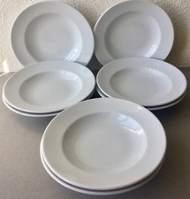 8 ASSIETTES CREUSES porcelaine