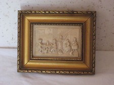 Cadre 15,5 x 12,5 cm avec Pierre calcaire pétrifier Scène taverne en relief