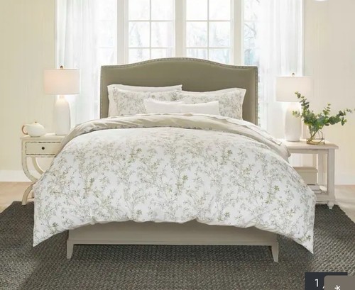 Laura ashley lindy green - laura,