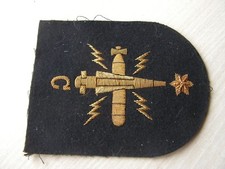 insigne broderie tissus   a