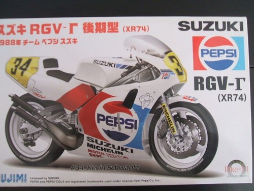 Maquette moto suzuki - moto,