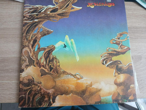 Yes yesterdays vinyle 33t - yes,
