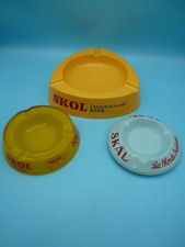 Lot de 3 anciens Cendriers  /