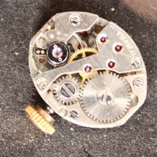 Mouvement de montre mécanique ancienne  Elgé - F03-07