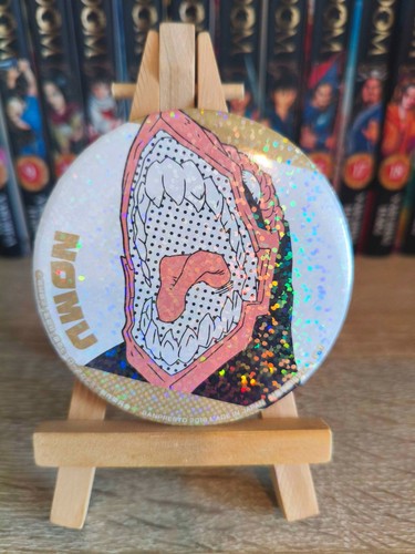Pin holographic badge nomu - holographic,