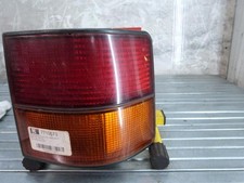 Feu arriere principal droit