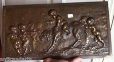 Belle plaque Bronze Bas relief Putti Anges Scéne Mythologique d'aprés CLODION