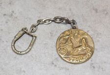 ANCIEN PORTE CLÉ BRONZE TRIUMPH INTERNATIONAL