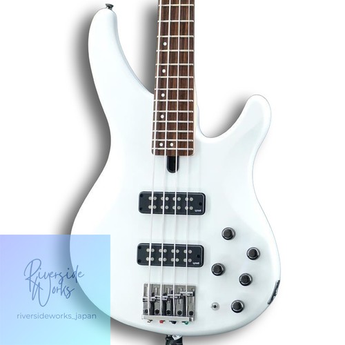 Guitare basse électrique
