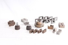 Ensemble D'Anciennes Machines Support Outil Tour