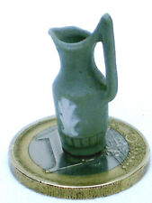 JOLI PICHET MINIATURE ANCIEN EN WEDGWOOD