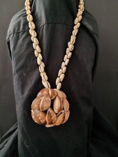 Collier Tahiti 1969 Coquillages  avec boule stylisée formant un ananas (5)
