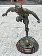 Statue en Régule sur socle en marbre signée LEMOYNE