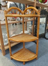 Etagère D'angle En Rotin