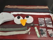 Lot de matériels pour la couture (épaulettes,bouton à pression,fermetures,etc 