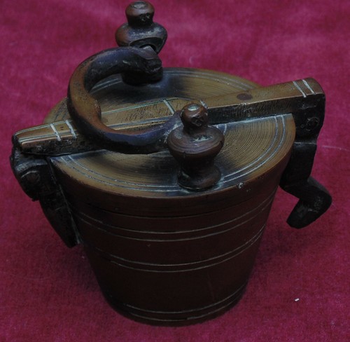 Ancienne pile poids en - pile,