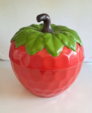 BAC  A GLACONS / SEAU A GLACES  EN FORME DE FRAISE VINTAGE ANNEES 70 TBE