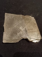 ? Mica muscovite – clivage en feuillets translucides ?? | Spécimen naturel