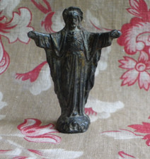 ANCIENNE PETITE STATUETTE