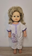 Jolie poupée plastique West