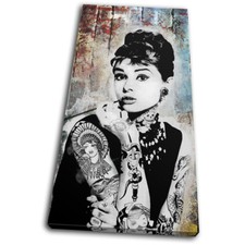 Audrey Hepburn Urban Iconic