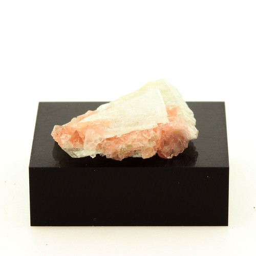 Fluorite rose calcite - fluorite, calcite.