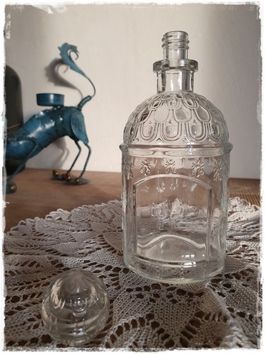 Rare flacon ancien avec - ,