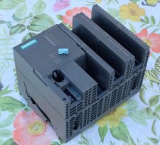 Siemens 6ES7314-5AE01-0AB0 Simatic S7 CPU314. Boîtier plastique cassé.