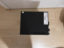 Tour Fujitsu Esprimo C720 –