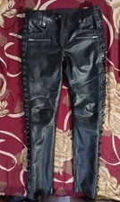 Pantalon en cuir moto noir pour homme. Pantalon de motard à dentelle...