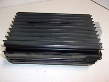 01 MERCEDES E320 AMPLIFICATEUR