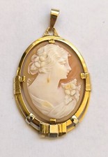 PENDENTIF CAMÉE EN OR 18K