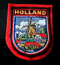 ÉCUSSON Pays - HOLLANDE -TISSÉ COUSU SUR FEUTRINE -