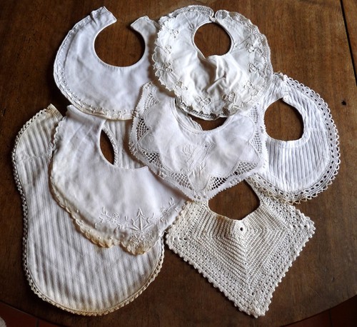 Lot bavoirs bébé blancs - 7,