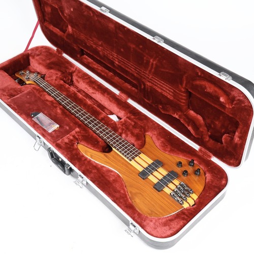 Guitare basse électrique